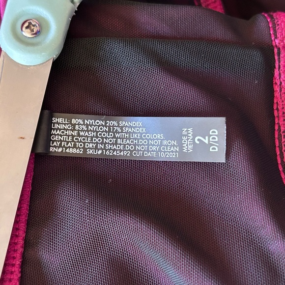 Torrid Purple Swim Top Women’s Size 2X - Picture 8 of 10